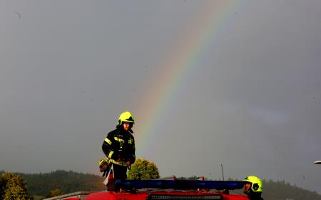 PRIHOD NOVE GASILSKE CISTERNE PGD UNEC 02 FOTO LJUBO VUKELIČ